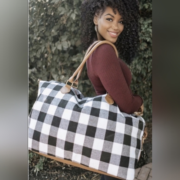Last 1! Extra Large Weekend Duffle Bag in a Gorgeous Black/White Buffalo Plaid - Picture 6 of 6